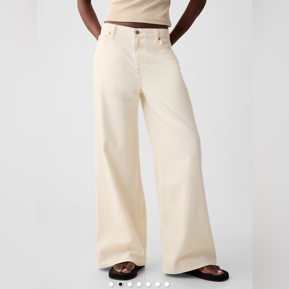 Gap baggy Mid Rise UltraSoft Baggy wide leg Jeans, new with tags size 26 - Picture 3 of 8